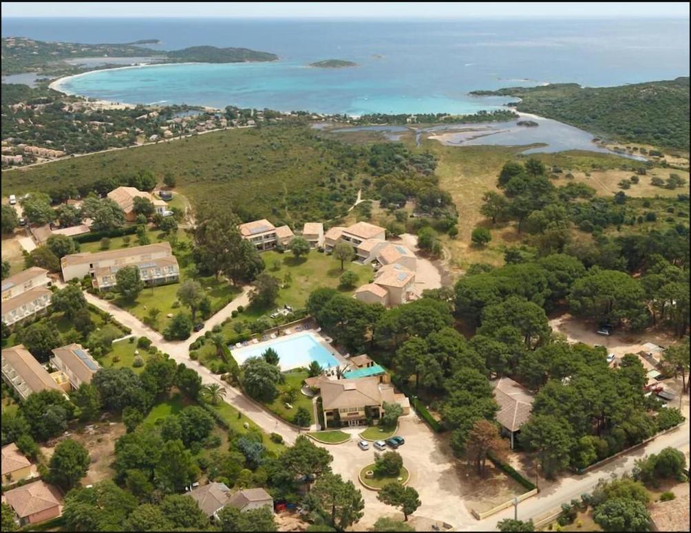 Fiori Di Cala Rossa Appartement T3 Dans Residence Hotelliere Chez Virginie Lecci Zewnętrze zdjęcie