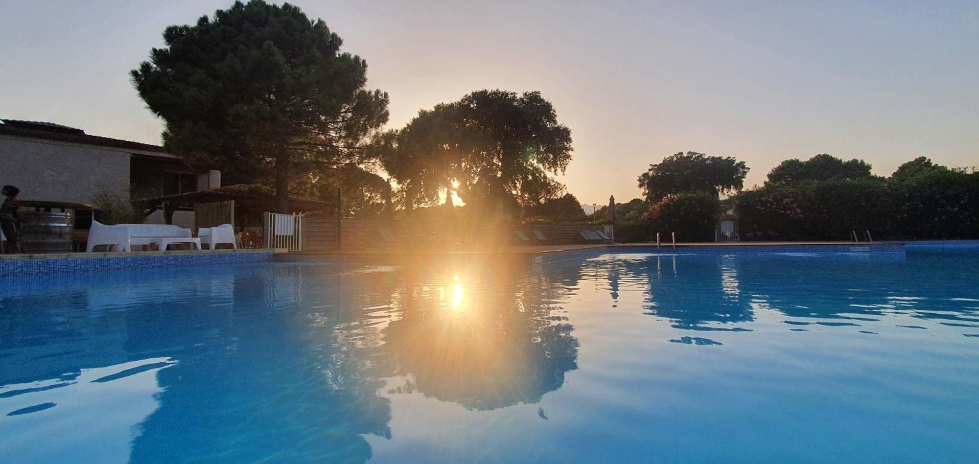 Fiori Di Cala Rossa Appartement T3 Dans Residence Hotelliere Chez Virginie Lecci Zewnętrze zdjęcie